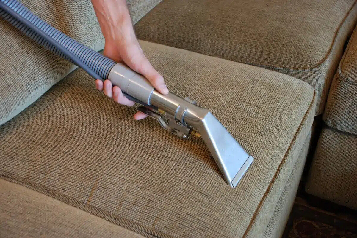 Professional sofa cleaning in Calgary